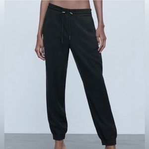 ZARA BLACK “THE JOGGING”TROUSERS L